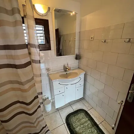 Valentina Vikendica Divčibare